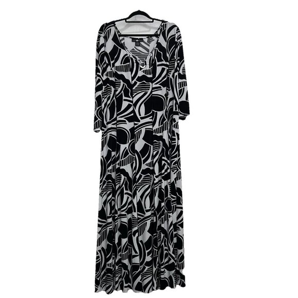 Ashley Stewart Long Maxi Dress Black White Abstract Print Stretch Size 26 / 28W - Picture 1 of 12